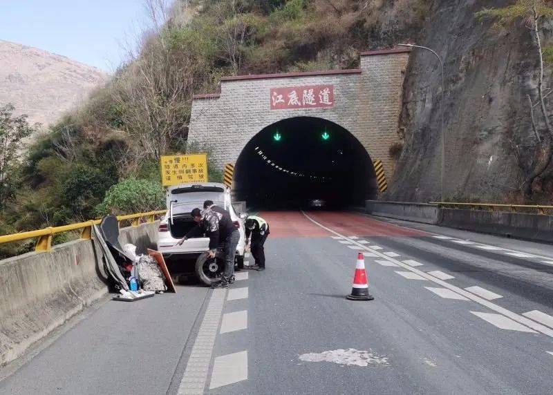 大冷公路上的暖心故事，旅程、深厚友情与最新消息报道